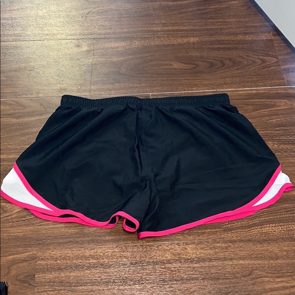 Under Armour black workout running shorts - Picture 2 of 3